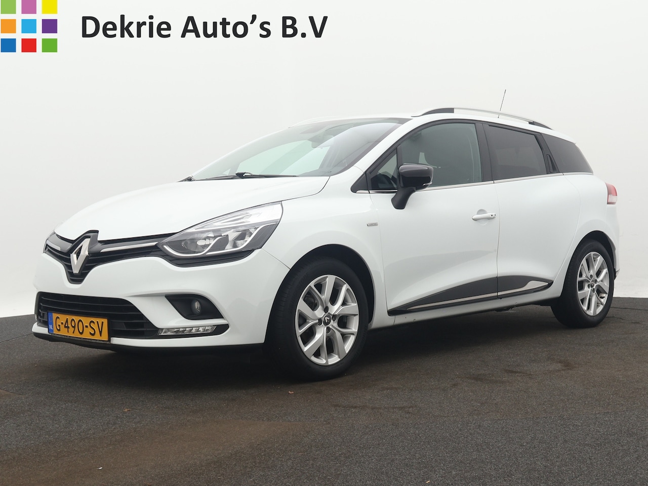 Renault Clio Estate - 0.9 TCe Limited 90PK / Navigatie / Airco-Ecc./ Pdc.Camera / Lmv./ Limited-Comfort Pack. / - AutoWereld.nl