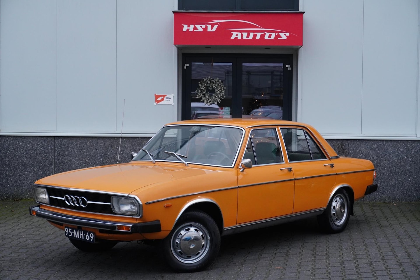 Audi 100 - 1.8 LS 1.8 LS - AutoWereld.nl