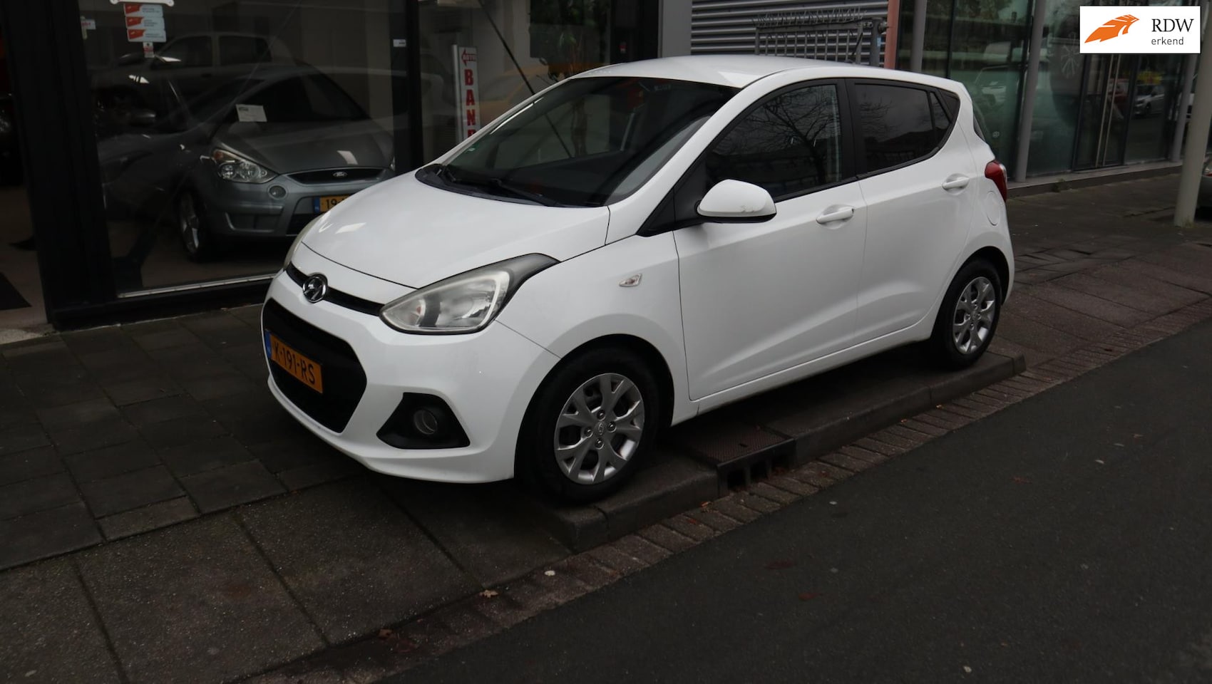 Hyundai i10 - 1.0i i-Motion Comfort AIRCO - AutoWereld.nl