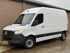 Mercedes-Benz eSprinter - 312 L2H2 41kWh 116pk AC Camera