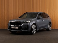 BMW X1 - xDrive30e M-SPORT-PANO-H/K-HUD-20"