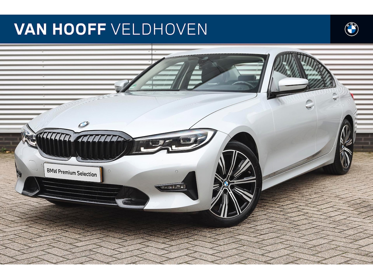 BMW 3-serie - 320i High Executive Sport Line Automaat / Sportstoelen / LED / Stoelverwarming / Live Cock - AutoWereld.nl