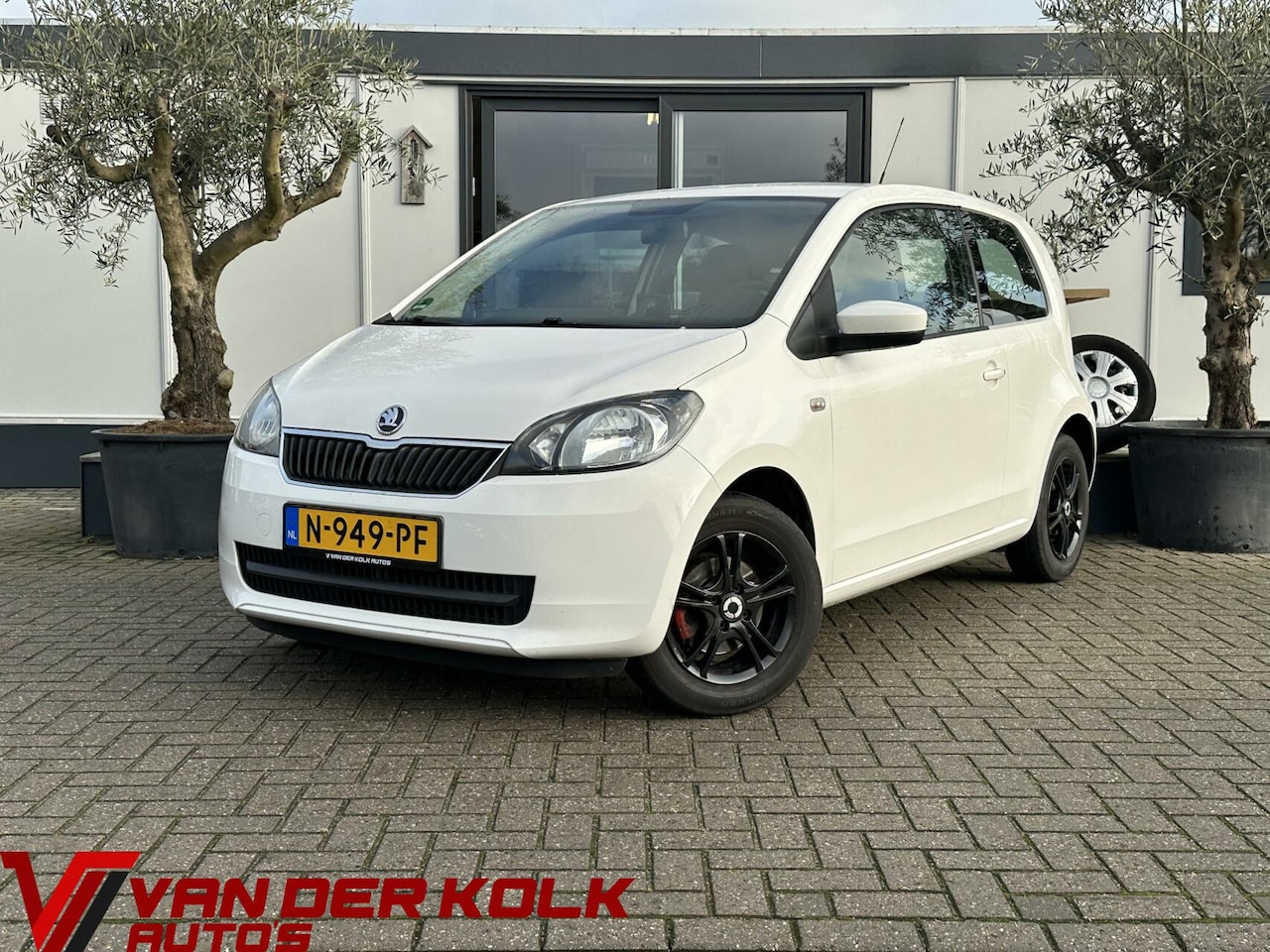 Skoda Citigo - 1.0 Greentech Elegance Airco Lichtmetaal Navi - AutoWereld.nl