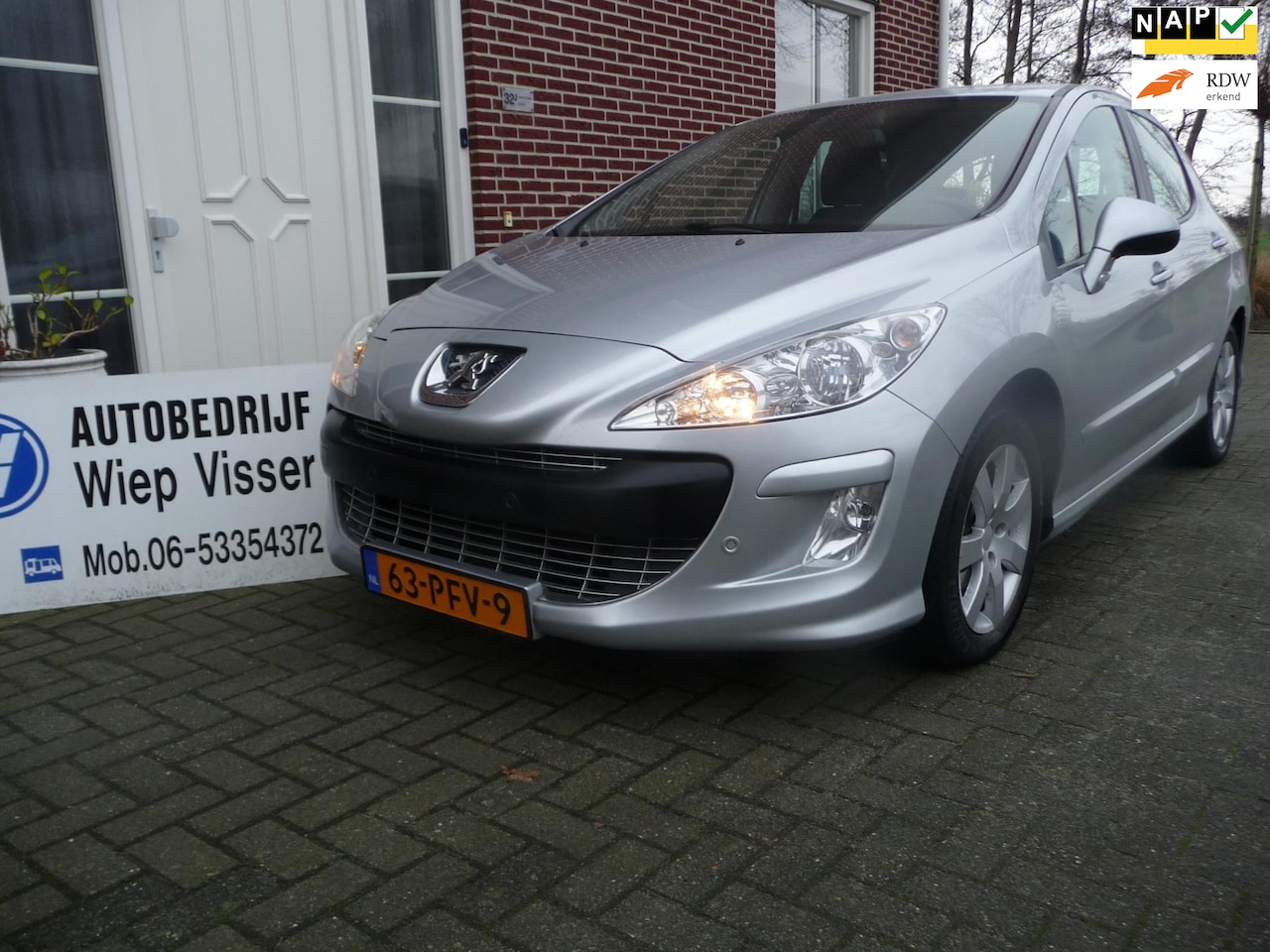 Peugeot 308 - 1.6 HDiF XS Automaat - AutoWereld.nl