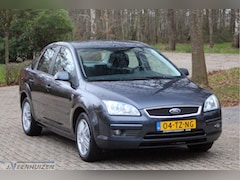 Ford Focus - 1.6-16V Ghia | 2007 | Cruise | Unieke auto |