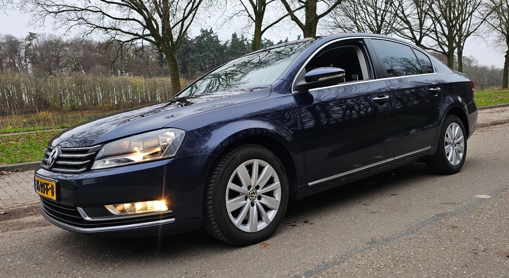 Volkswagen Passat - 2.0 TDI BlueMotion 1e Eigenaar ! NL Auto ! - AutoWereld.nl