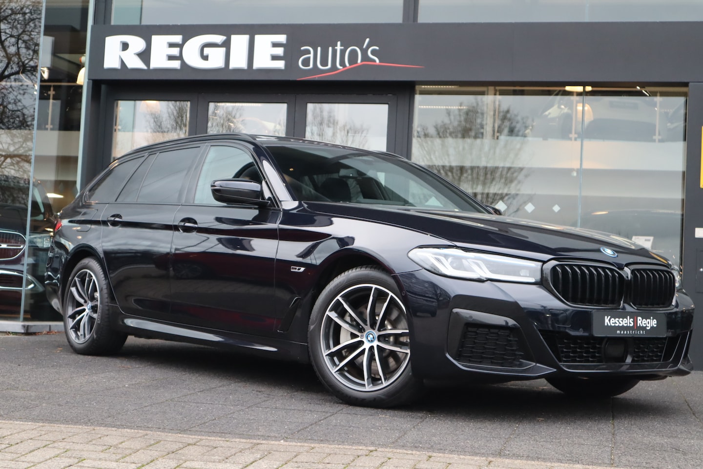 BMW 5-serie Touring - 530e M-Sport Panoramadak Head-Up Laserlicht - AutoWereld.nl