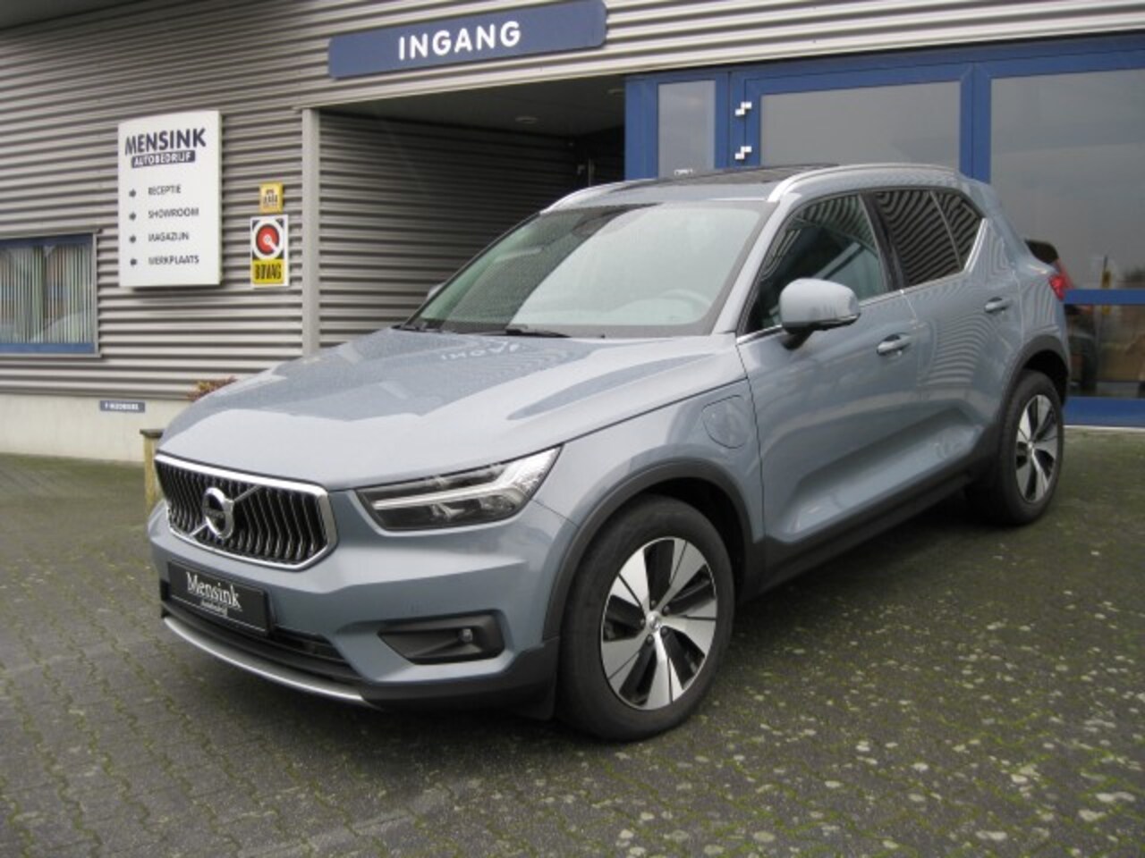 Volvo XC40 - T4 Twin Engine 211pk Geartronic Inscription Expression - AutoWereld.nl