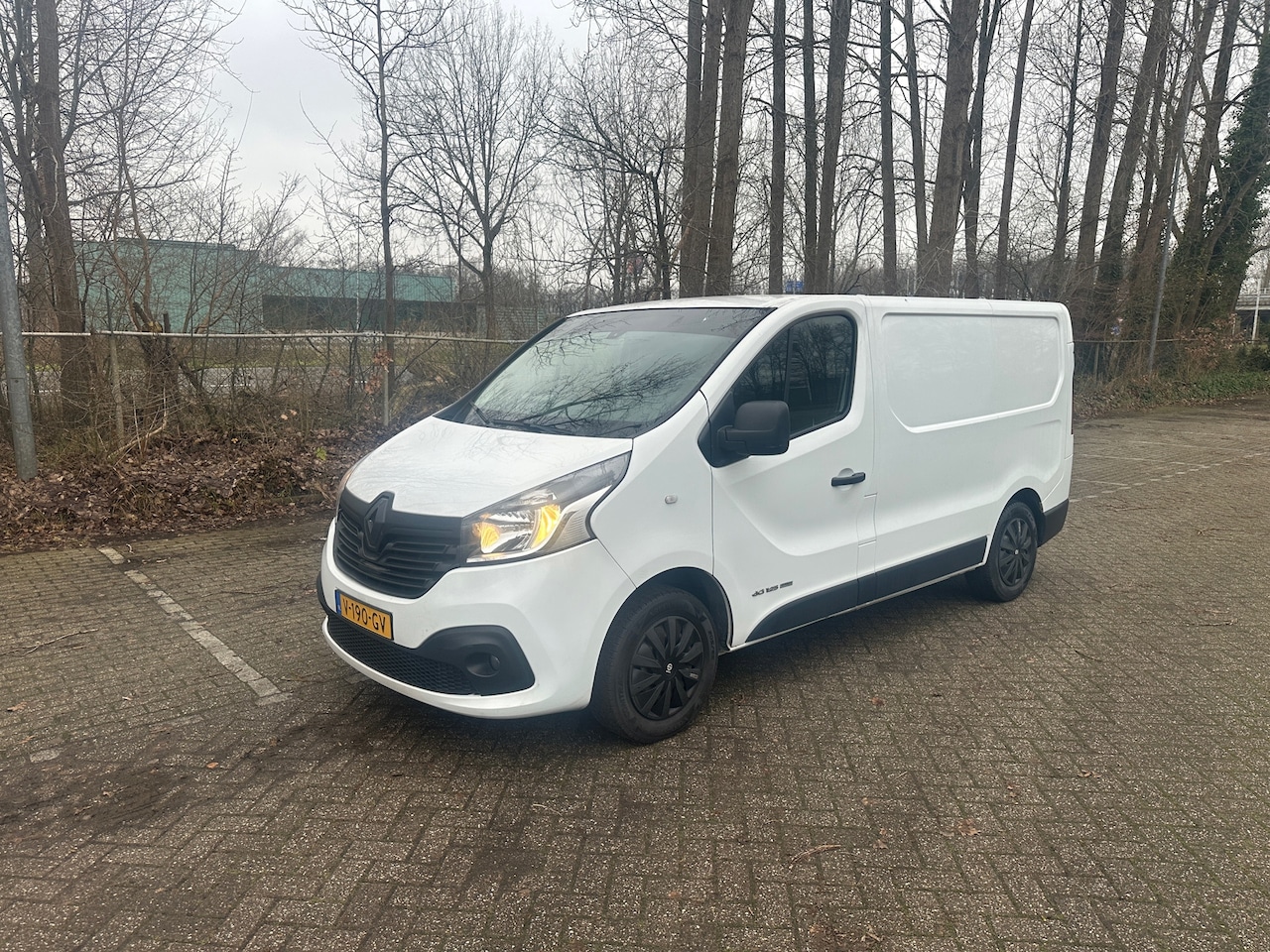 Renault Trafic - 1.6 dCi T29 L2 Comfort Energy Euro 6 Turbo Defect - AutoWereld.nl