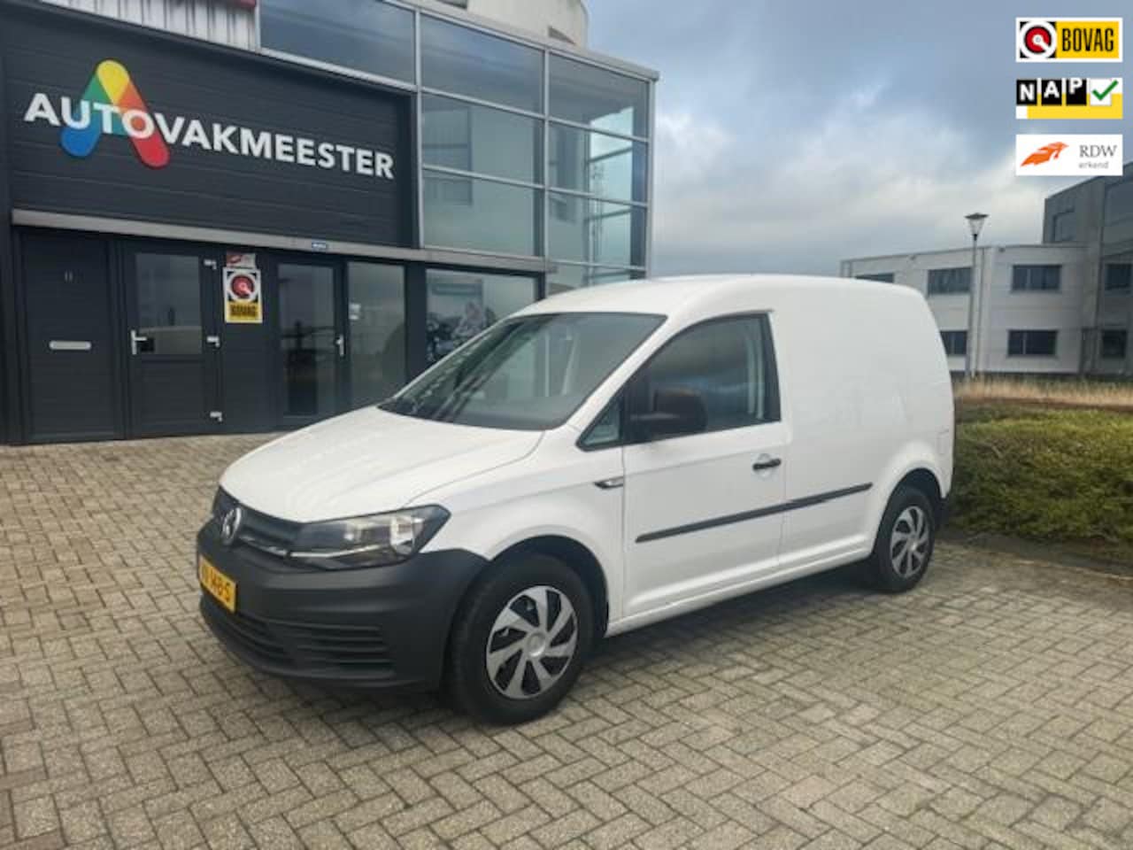 Volkswagen Caddy - 1.6 TDI L1H1 Trendline 1.6 TDI L1H1 Trendline - AutoWereld.nl