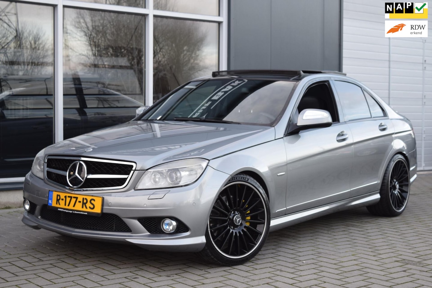 Mercedes-Benz C-klasse - 350 Avantgarde 4-Matic | AMG-Pakket | Pano | Navi | Xenon | APK 11-2025 ! - AutoWereld.nl