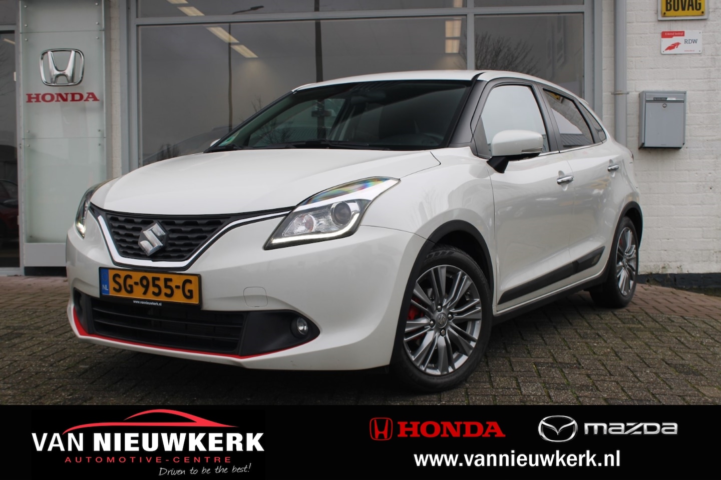 Suzuki Baleno - 1.2 HYBRID ACHTERUITRIJCAMERA /ZOMERSET SPORTVELGEN /STOELVERW /CRUISE /AIRCO - AutoWereld.nl