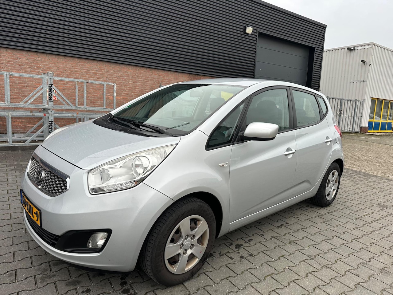 Kia Venga - 1.4 CVVT X-tra 1.4 CVVT X-tra - AutoWereld.nl