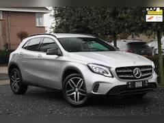 Mercedes-Benz GLA-Klasse - 200 d Premium Aut. Trekhaak Camera Leder LED Carbon PDC 18''