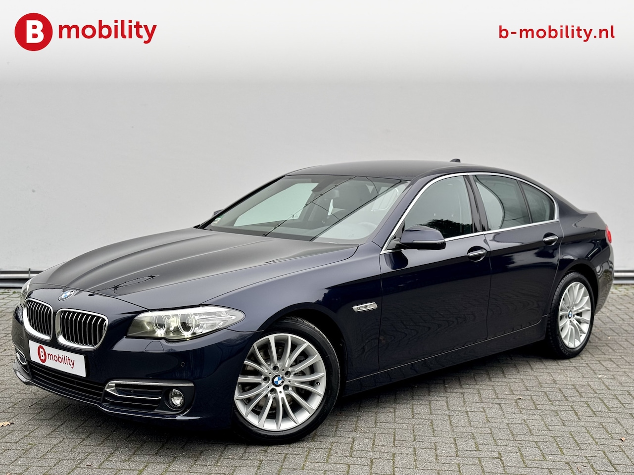 BMW 5-serie - 520i High Executive Luxury Line 184Pk Automaat | Comfortstoelen | Navigatie Professional | - AutoWereld.nl