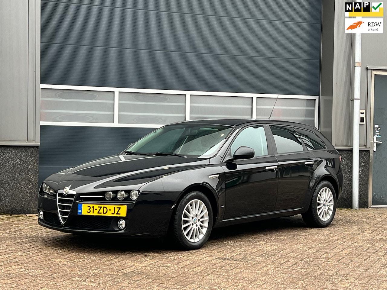 Alfa Romeo 159 Sportwagon - 1.9 JTD Business bj.2008 Airco|Trekhaak|Cc|Nap. - AutoWereld.nl