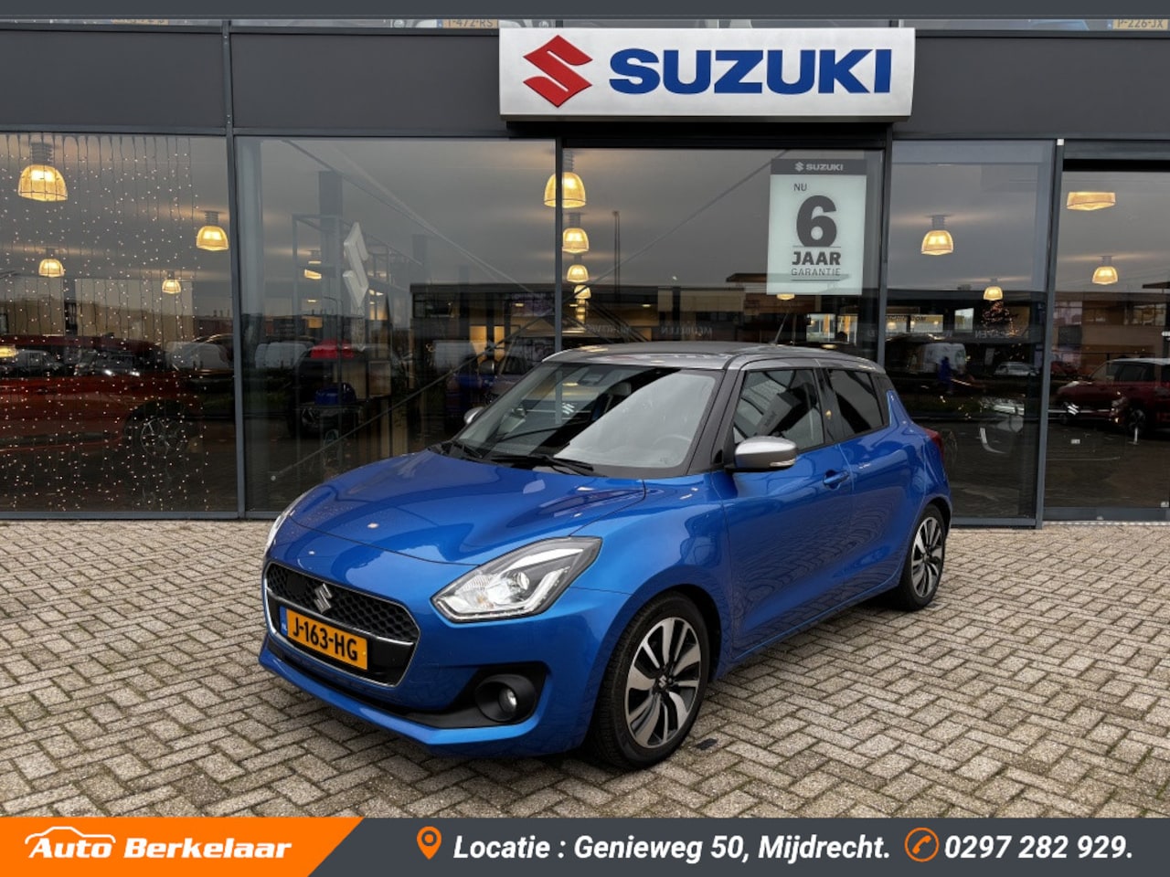 Suzuki Swift - 1.0 Stijl Automaat | Trekhaak | Apple Carplay & Android Auto | - AutoWereld.nl