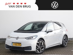 Volkswagen ID.3 - First Plus 58 kWh 204pk | Steunhaak | Matrix LED | Camera | Keyless | Navigatie | Stoel- e