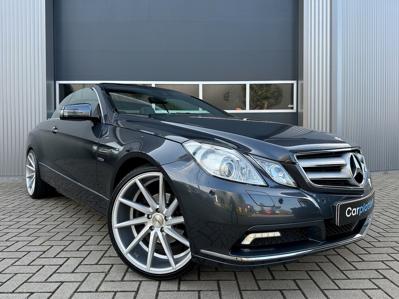 Mercedes-Benz E-klasse Cabrio - 250 CGI Elegance | Nieuwstaat | Nek Verwarming |PDC | Leder | - AutoWereld.nl