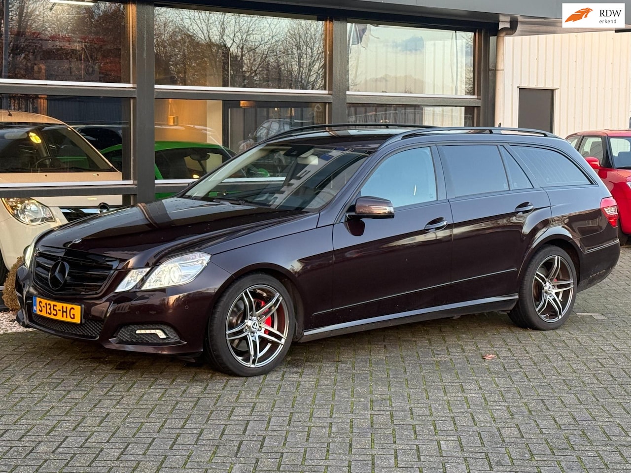 Mercedes-Benz E-klasse Estate - 350 CGI Lees tekst aub ! - AutoWereld.nl