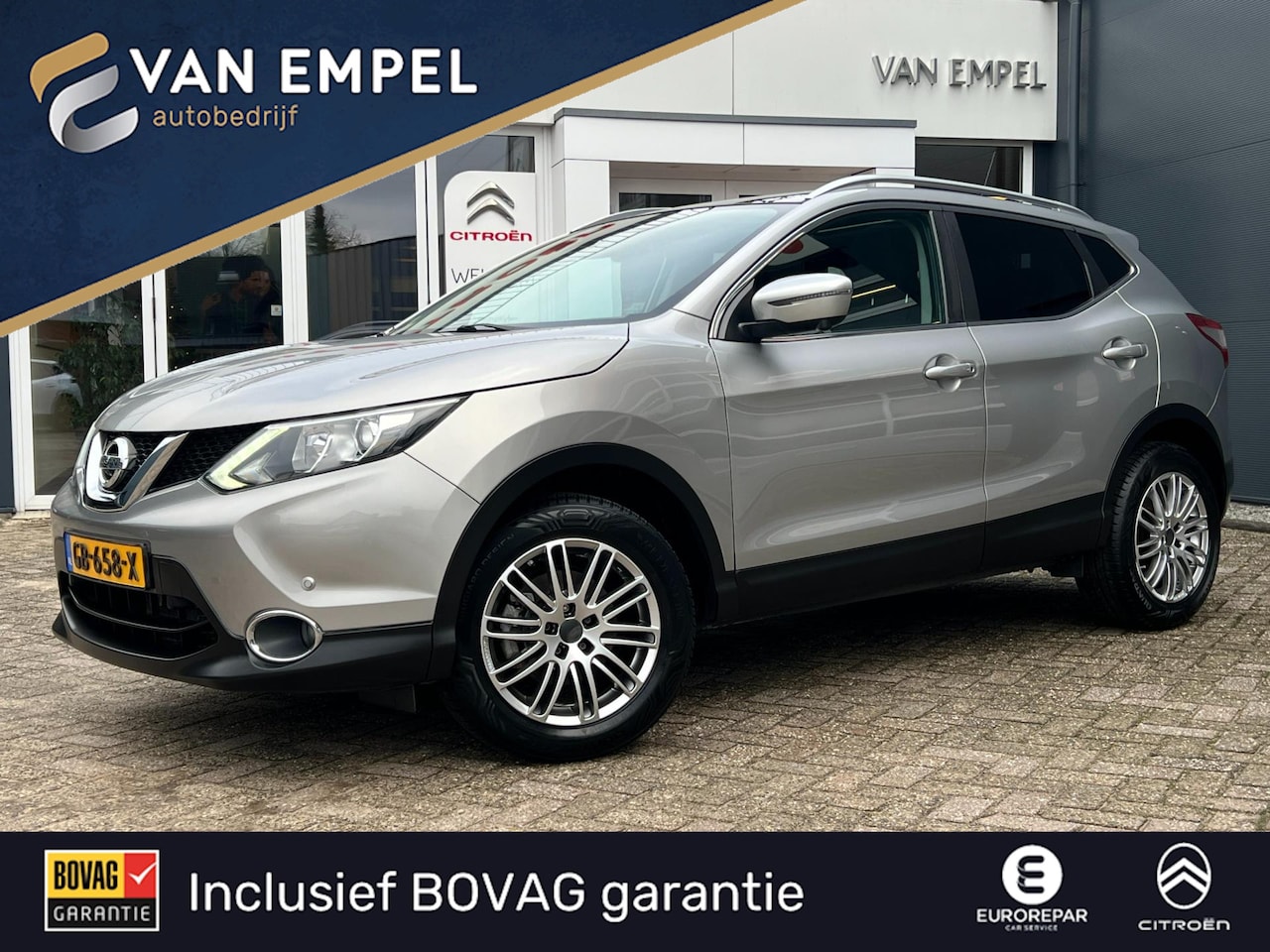 Nissan Qashqai - 1.2 Connect Edition Automaat | Panorama dak | Parkeercamera | 4-seizoenenbanden| - AutoWereld.nl