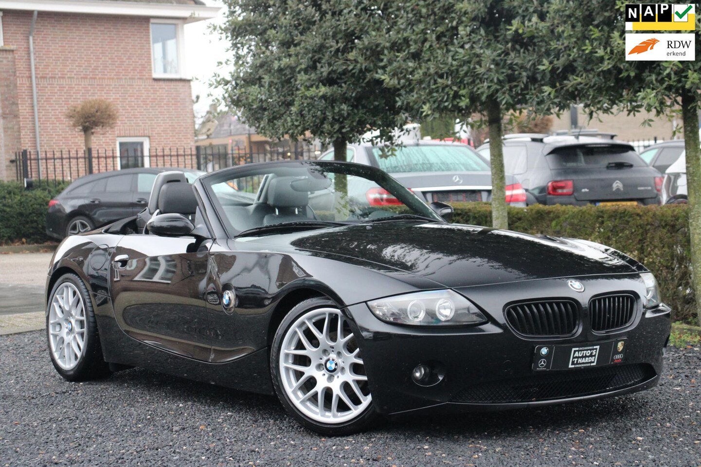 BMW Z4 Roadster - 2.2i 170 PK Leder Cruise Control Stoelverwarming Bluetooth 18'' - AutoWereld.nl