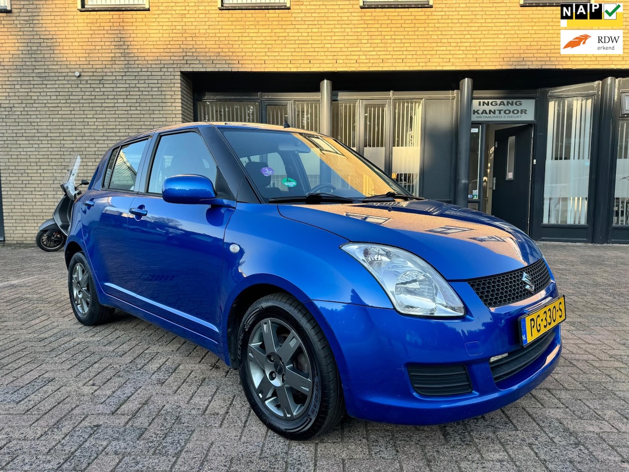 Suzuki Swift - 1.3 Comfort|Airco | - AutoWereld.nl