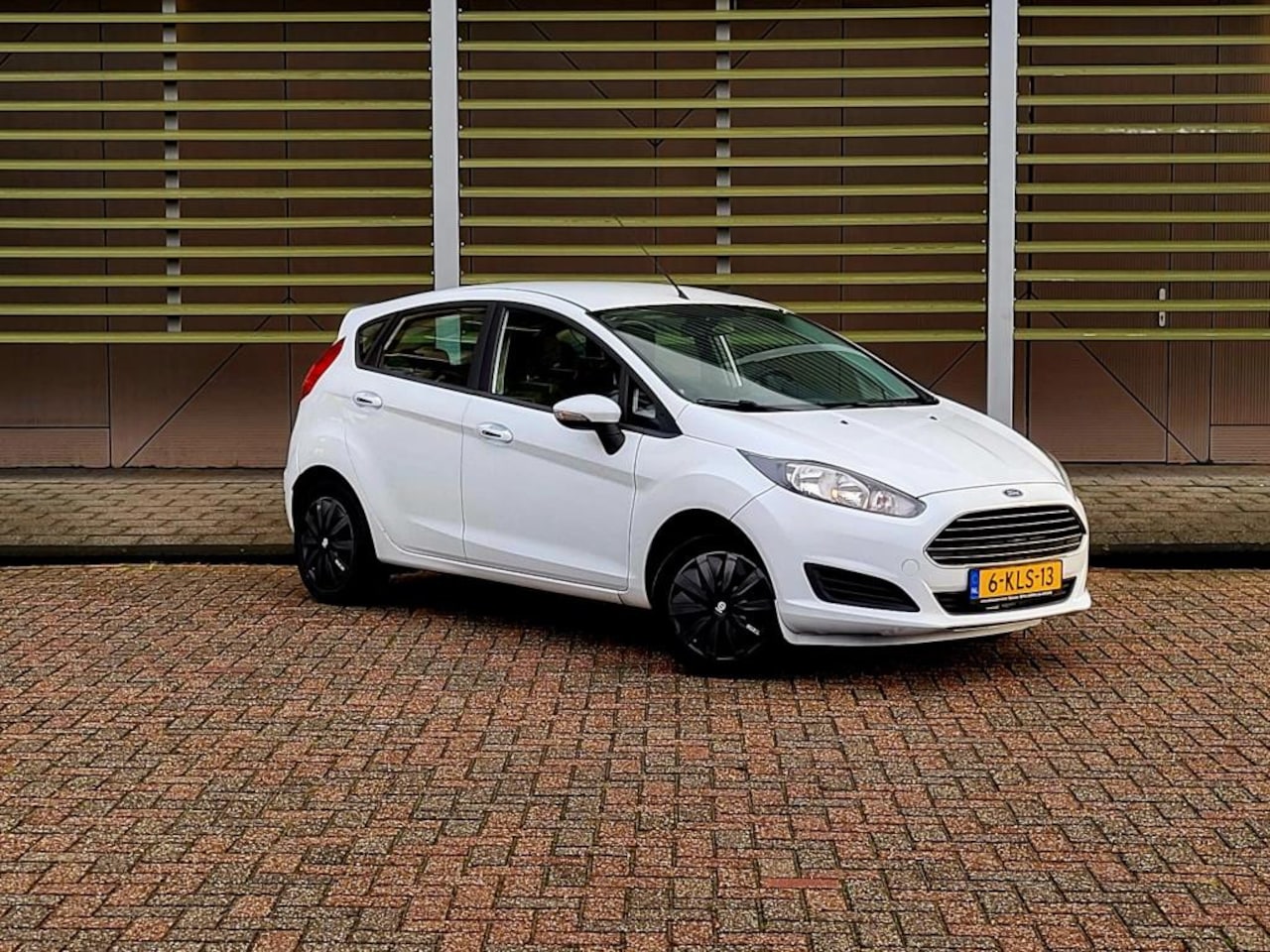 Ford Fiesta - 1.0 Champion / Airco / 5 Drs / Nap / Nieuwe Apk - AutoWereld.nl