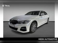 BMW 3-serie - Sedan 330e High Executive | DAB-Tuner | High Executive | PDC Voor/Achter | Model M Sport |