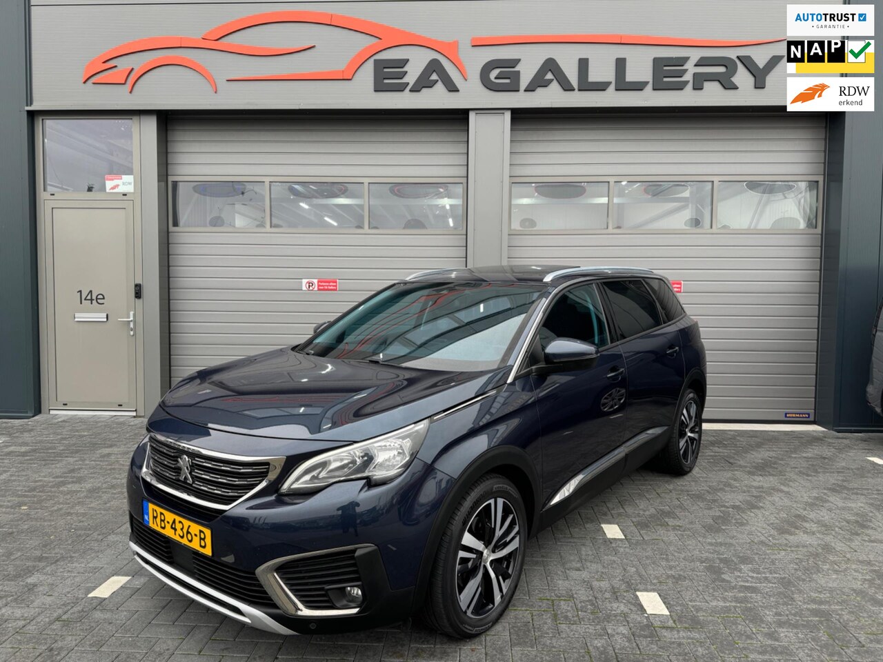 Peugeot 5008 - 1.6 e-THP Blue Premium |Navi|Airco|Pano|Aut. - AutoWereld.nl