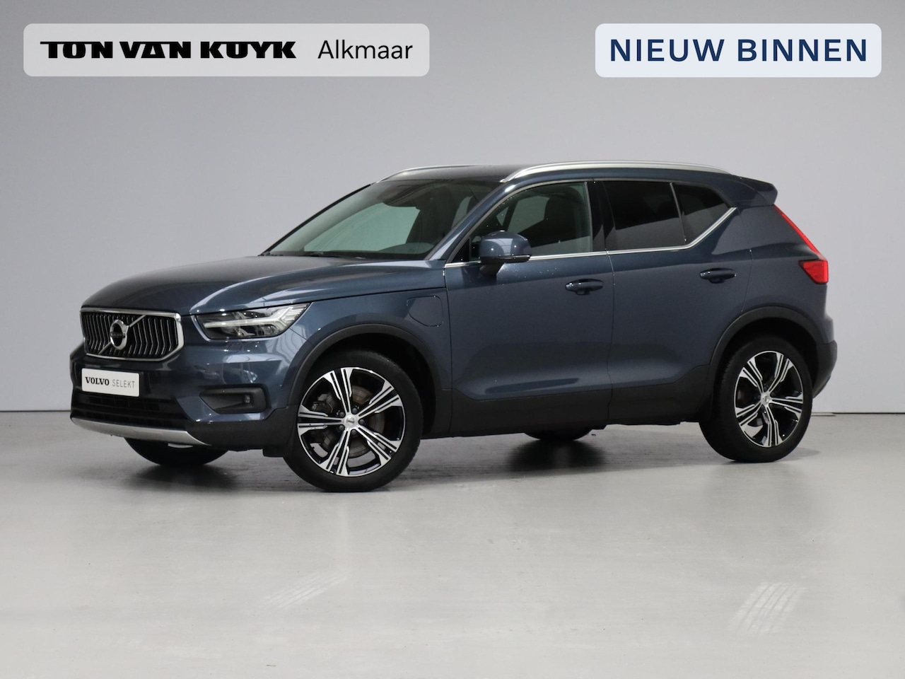 Volvo XC40 - T5 Recharge Inscription / Trekhaak / Elek. verstelbare stoelen / Verw. voorstoelen / BLIS - AutoWereld.nl