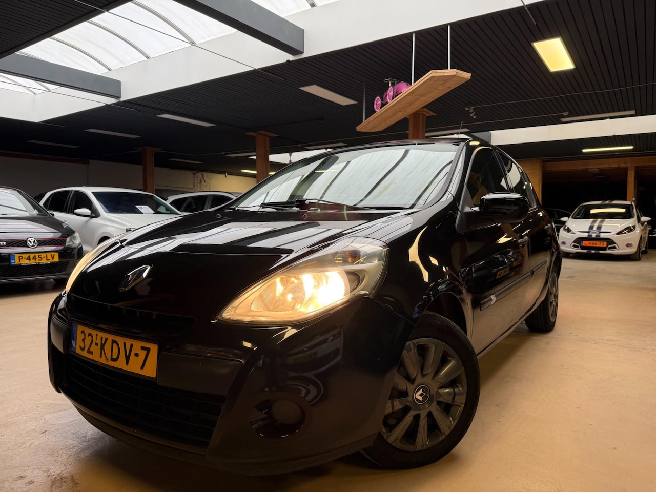 Renault Clio - 1.2 TCe Special Line Nwe Apk Airco Navi - AutoWereld.nl