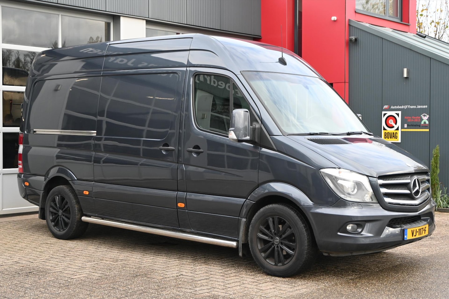 Mercedes-Benz Sprinter - 2.2 CDI 163pk L2H2 Trekhaak | Camera | Airco | Cruise | Navi - AutoWereld.nl