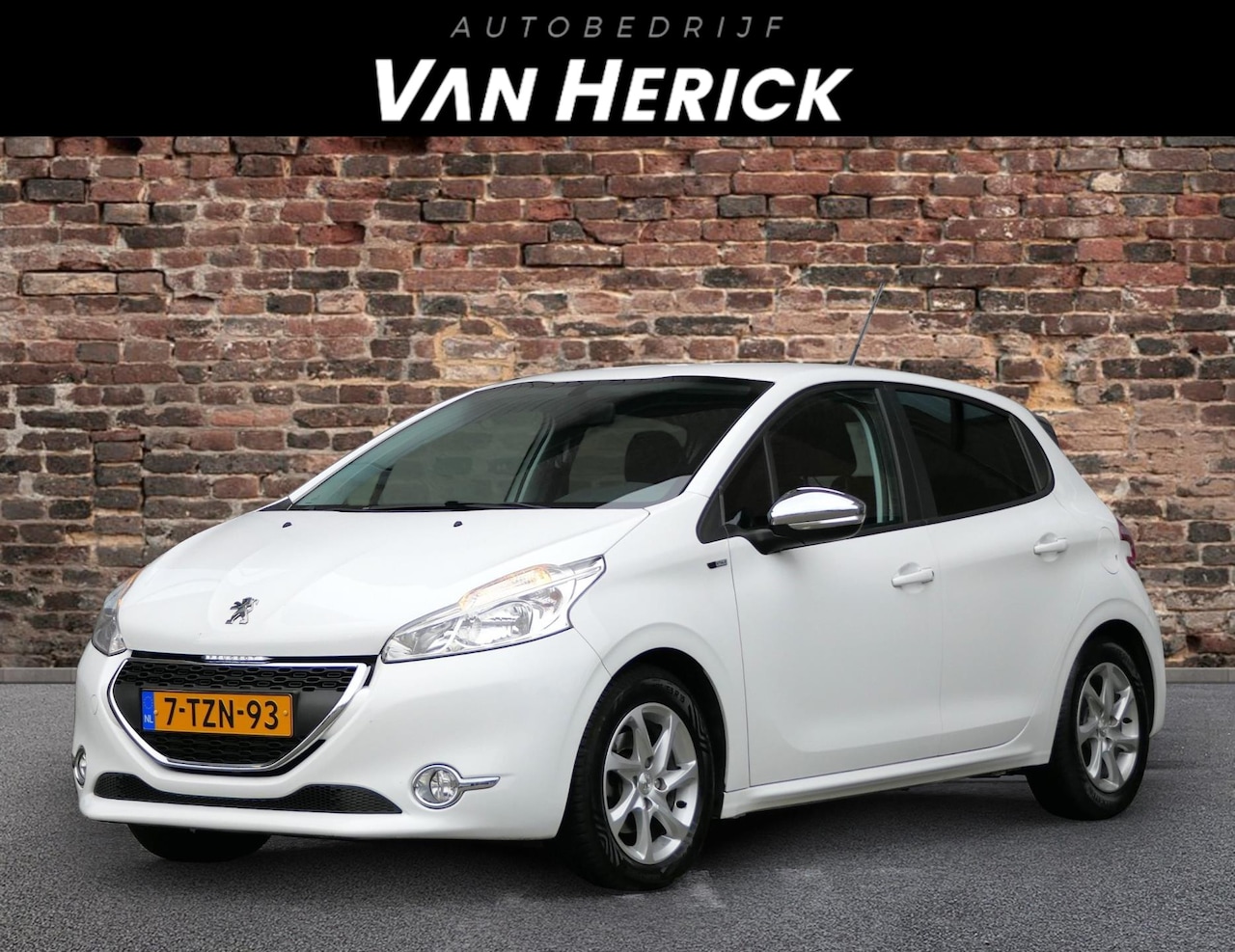 Peugeot 208 - 1.2 e-VTi Style Automaat | Cruise | Airco | LM Velgen - AutoWereld.nl