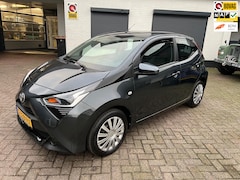 Toyota Aygo - 1.0 VVT-i x-play limited Airco / Camera