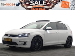 Volkswagen Golf - 1.4 TSI GTE 254Pk Highline Aut- Panodak, Xenon Led, Park Assist, Sport Interieur