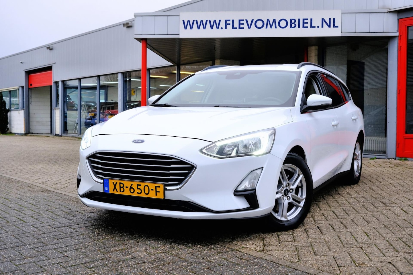 Ford Focus Wagon - 1.5 EcoBlue Business Edition Navi|Airco|LMV - AutoWereld.nl