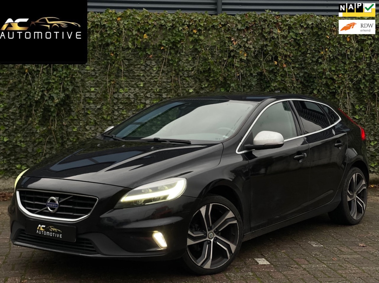 Volvo V40 - 2.0 D2 R-Design Business Xenon/Led - AutoWereld.nl