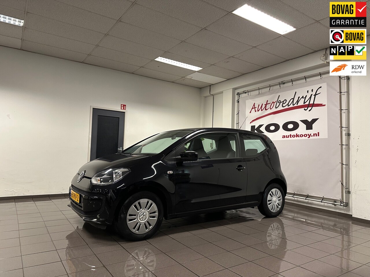 Volkswagen Up! - 1.0 move up! * Dealer onderhouden / Airco / NL Auto + NAP * - AutoWereld.nl