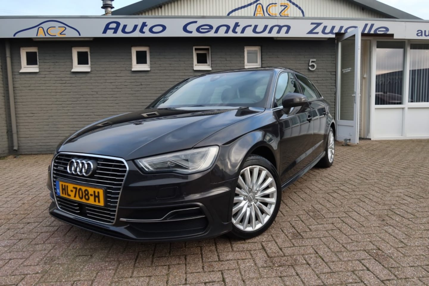 Audi e-tron - 1.4 E-TRON PHEV PRO LINE PLUS, PANO, LEDER, NAVI ENZ... - AutoWereld.nl