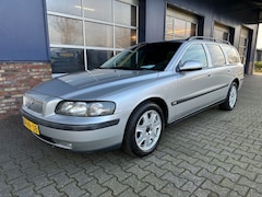 Volvo V70 - 2.4 COMFORT LINE. TREKHAAK. ALL.IN