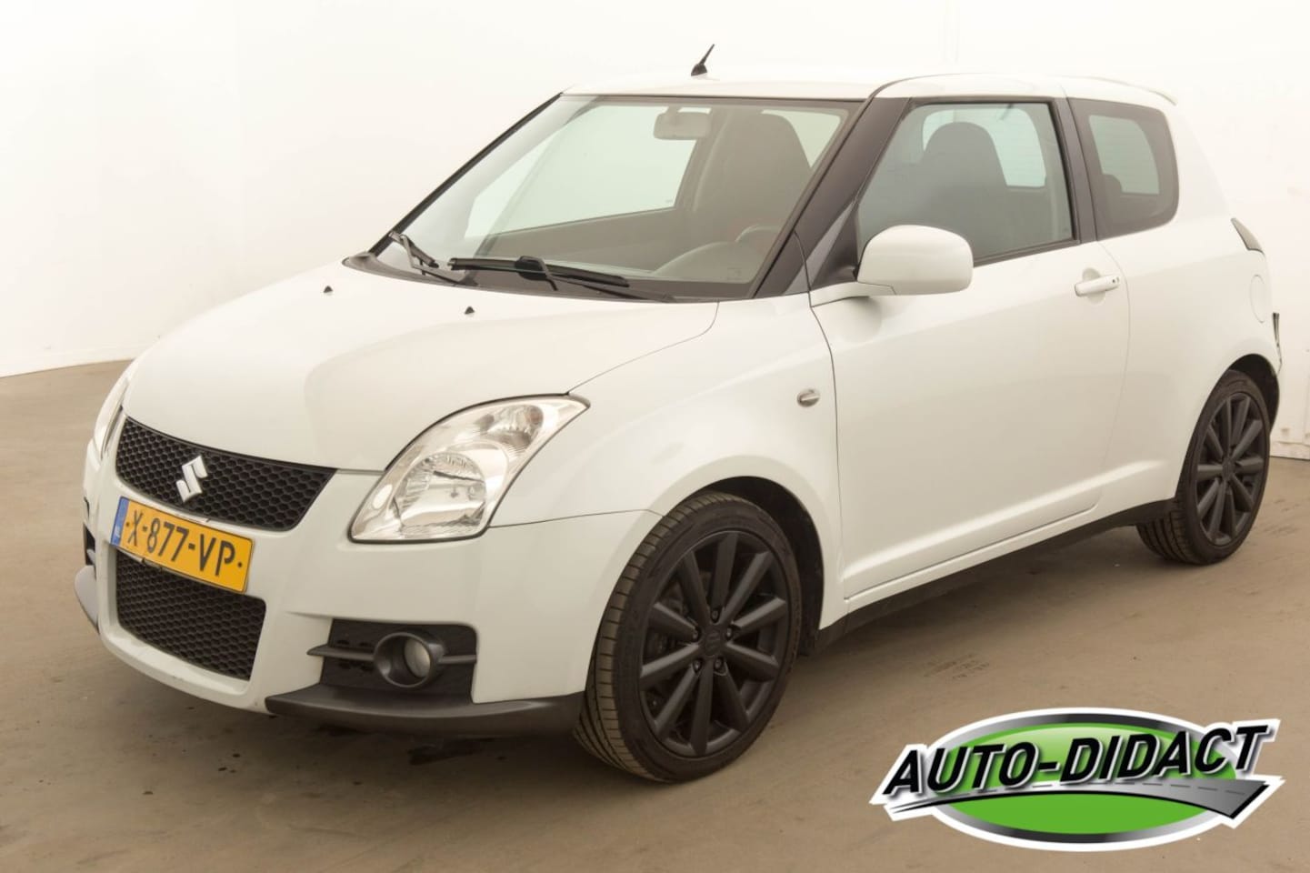 Suzuki Swift - 1.6 Sport 113.266 km - AutoWereld.nl