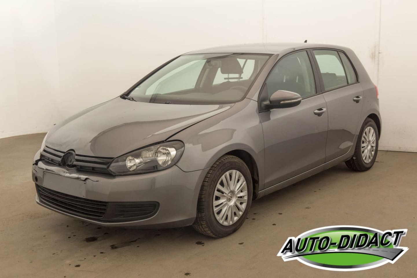 Volkswagen Golf - 1.6 TDI Navi - AutoWereld.nl