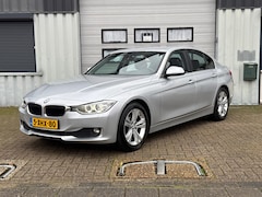 BMW 3-serie - 320i Edition High Executive Groot Navi | Leder | PDC | Xenon