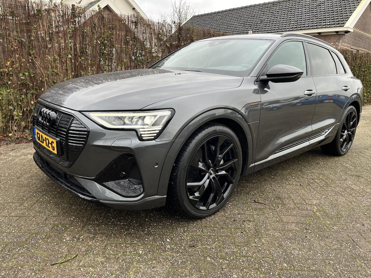 Audi e-tron - 55 quattro S edition 95 kWh “Incl BTW - 16775km” - AutoWereld.nl