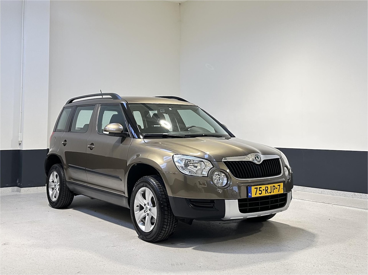 Skoda Yeti - 1.2 TSI Ambition DSG automaat | 2 Eig| NL | Navi | Zeer ruim auto | - AutoWereld.nl