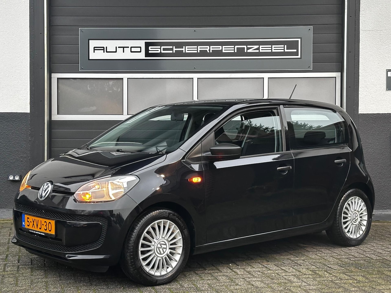 Volkswagen Up! - 1.0 BlueMotion I AIRCO I NL AUTO I 67 dkm I 2014 - AutoWereld.nl