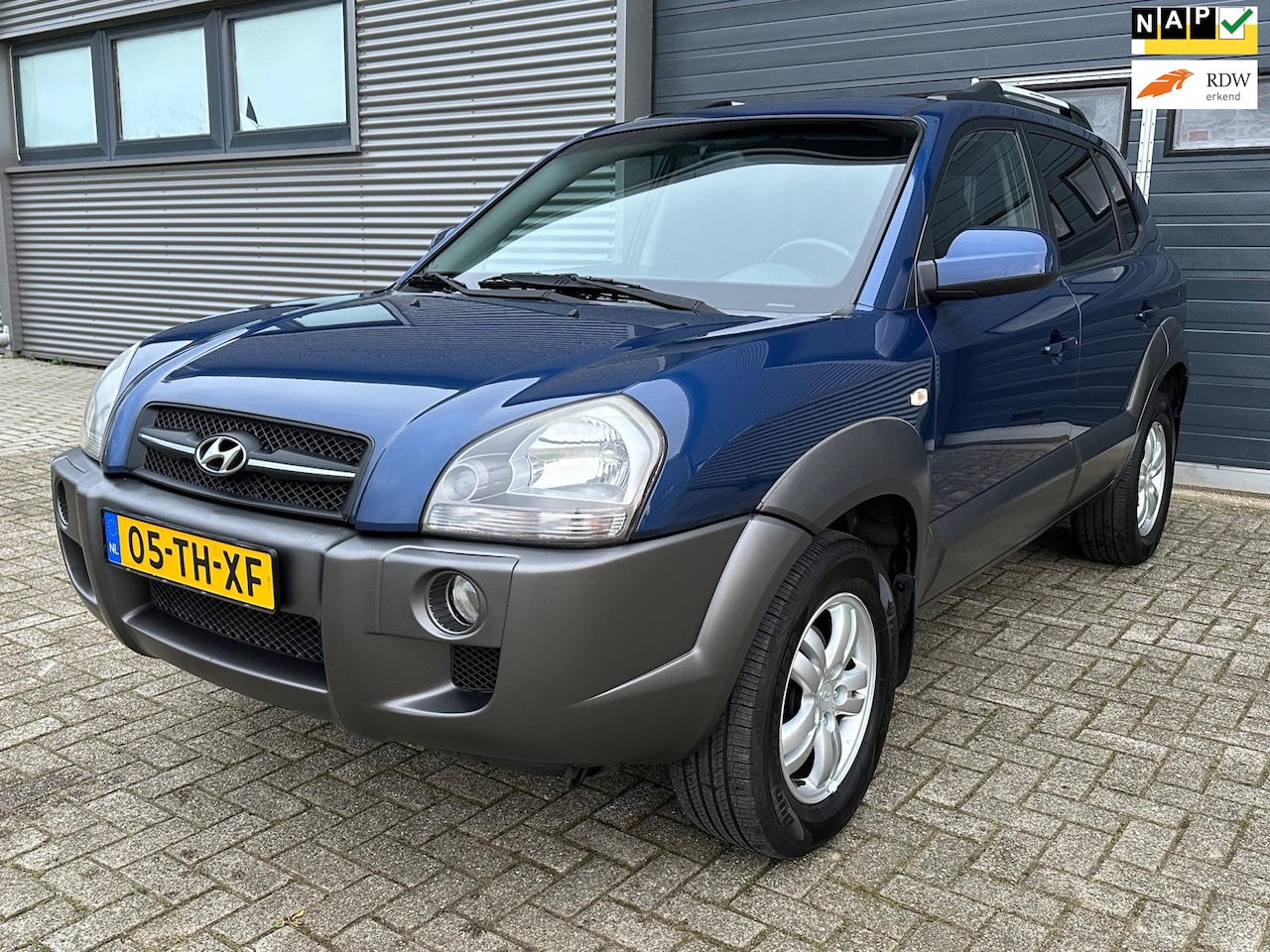 Hyundai Tucson - 2.0i Dynamic TREKHAAK - AIRCO - NWE APK - NETTE AUTO. - AutoWereld.nl