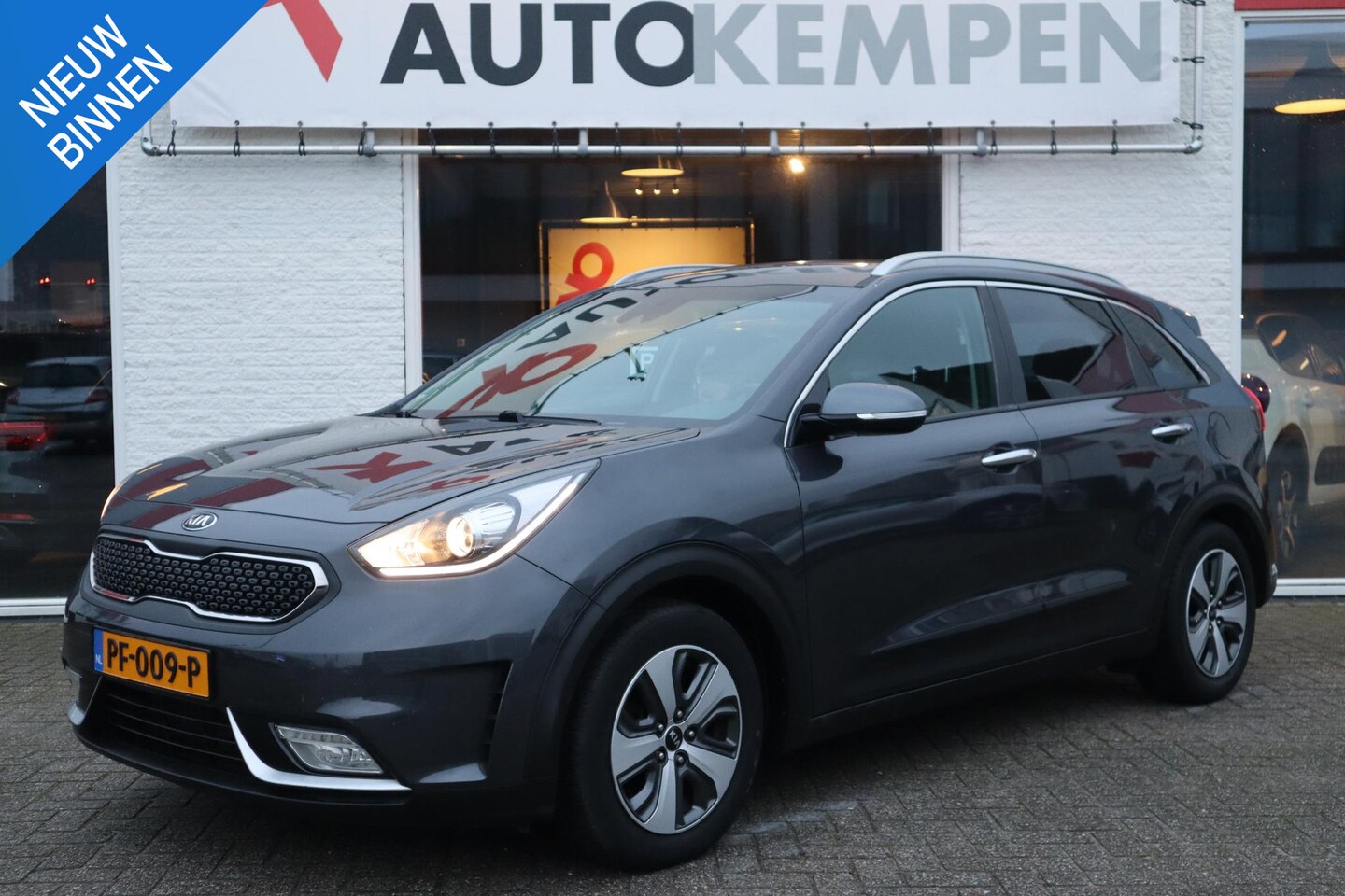 Kia Niro - 1.6 GDi Hybrid FIRST EDITION APPLE|1e EIGENAAR|DEALERONDEHOUDEN|ZEER COMPLEET - AutoWereld.nl