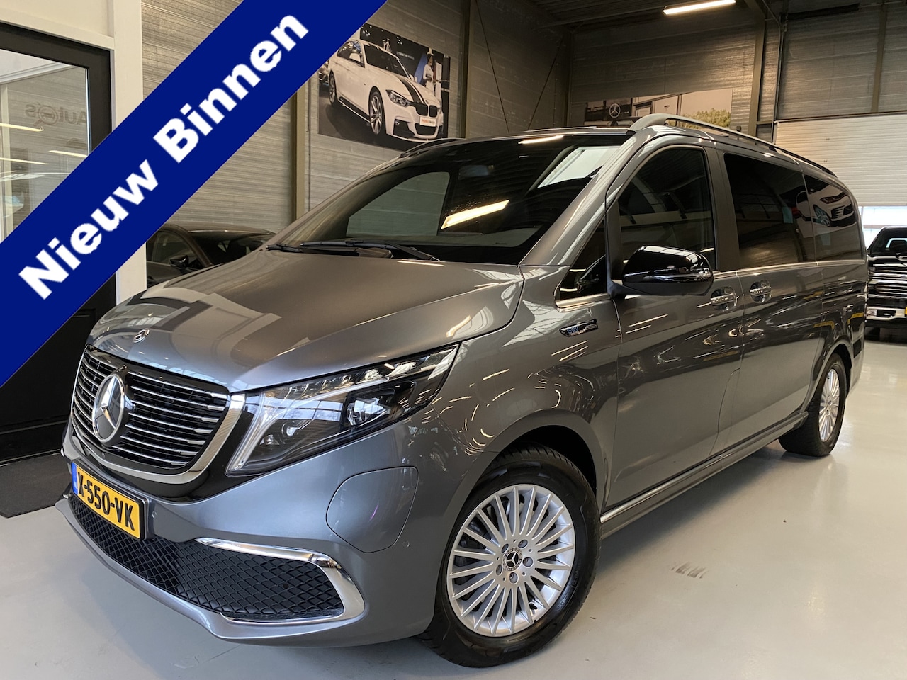 Mercedes-Benz EQV - 300 L2 Avantgarde 90 kWh Burmester, Leder, Elektrische deuren - AutoWereld.nl